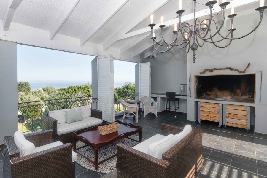 7 Bedroom Property for Sale in Voelklip Western Cape